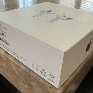 Apple AirPods 4 - White